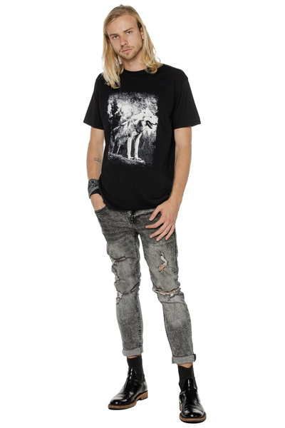 Tricou pentru bărbați UNDERWORLD Wolf in mountains