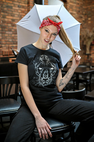 T-shirt femeie UNDERWORLD Cat